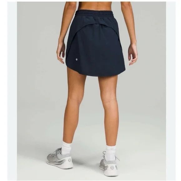 Lululemon Hotty Hot High-Rise Skirt Black - Picture 2 of 12